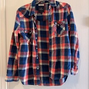 American Eagle Navy & Pink Plaid Boyfriend Shirt size small - like new condition